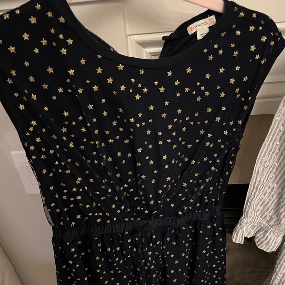 Selling very gently used & new girls clothes. Perfect sparkle for the holidays ✨ - Picture 6 of 9